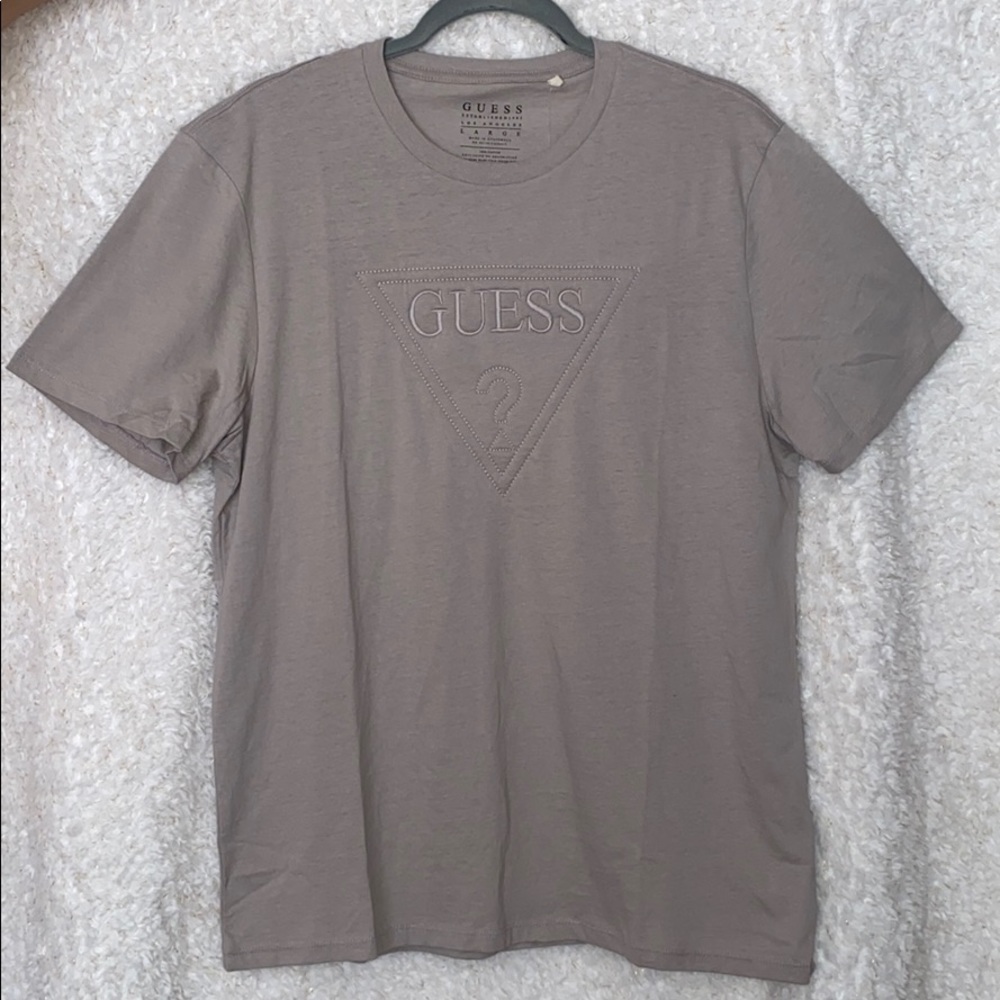 Guess T-shirt